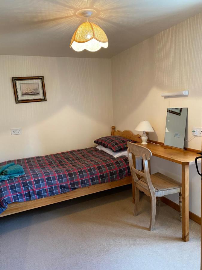 Parkmore Holiday Cottages ダフタウン エクステリア 写真